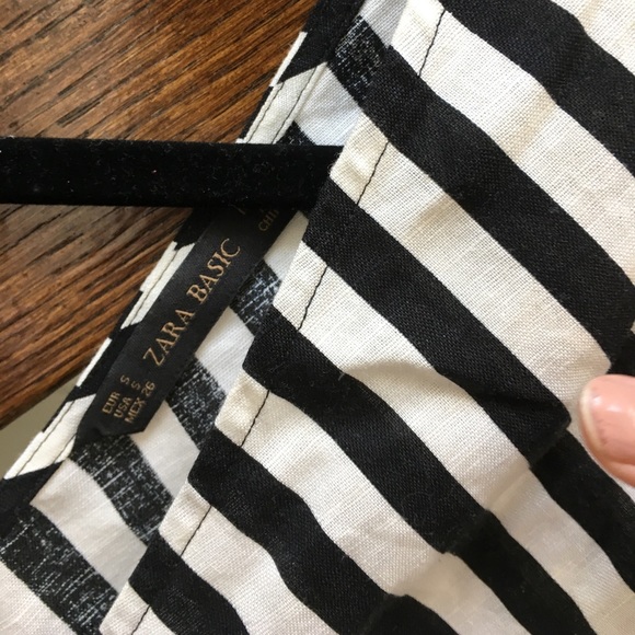 🍒 4/$30  Linen striped peplum shirt - Picture 4 of 4